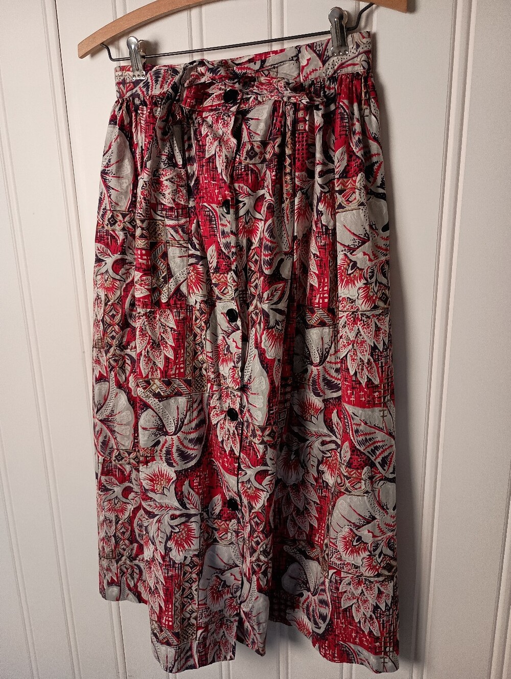 60s Vintage by Coronado Swimwear- Red Floral Midi Skirt- Size S